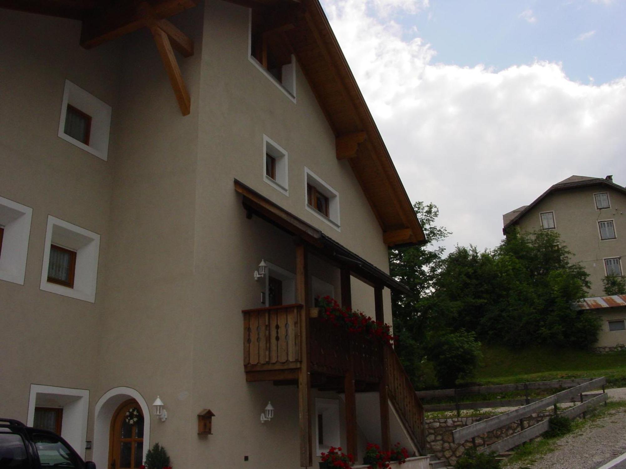 Ciasa Rudiferia Appartamenti In Alta Badia Ngoại thất bức ảnh